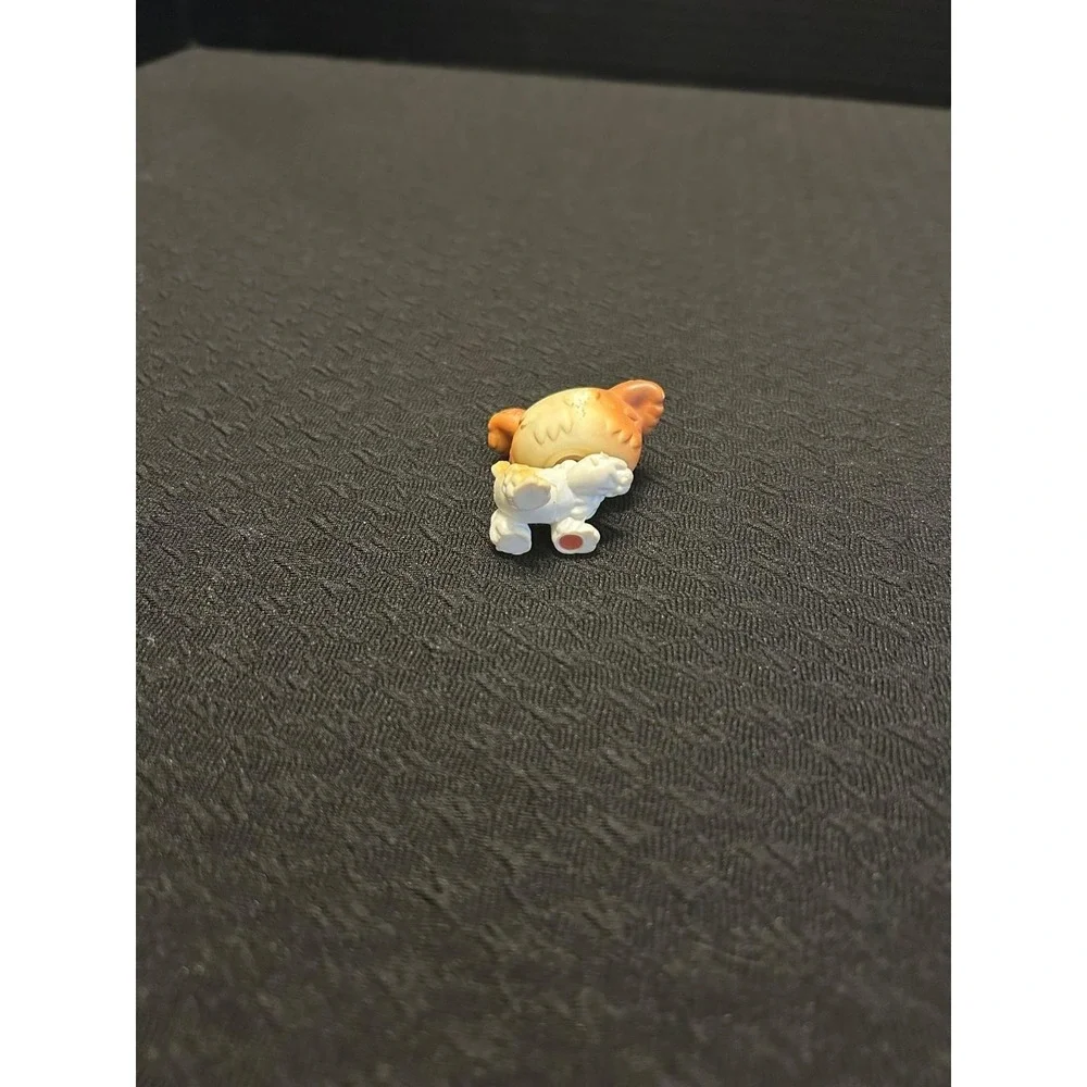 Littlest Pet Shop LPS #37 Orange Brown White POODLE PUPPY DOG Purple Eyes 2004